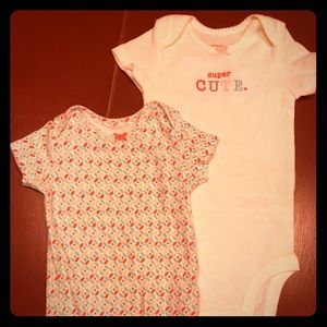 Set of girl’s onesie